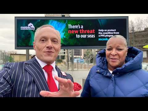 "ロンドンはマンネリ化しており、情熱、意欲、粘り強さを持った男が必要である。 (“LONDON IS STUCK IN A RUT & IT NEEDS A MAN WITH PASSION, DRIVE & TENACITY - GET OUT THERE & VOTE!”?)