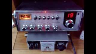 preview picture of video 'CB-Funk - CB-Radio Skip DXing - 2AT509, Larry from Wisconsin, USA [10-28-12]'