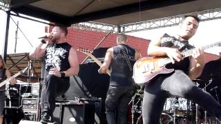 Unearth - This Lying World - Live 10-27-13 Lonestar Metalfest