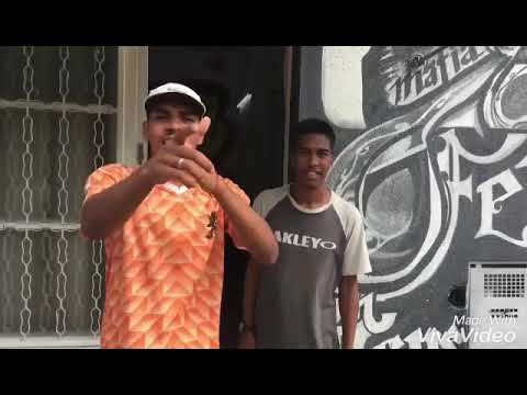 Mc Vini Cps e Mc JR do 7 - MEDLEY EM FRENTE A MAFIA DO CORTE