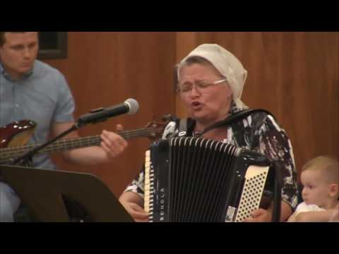 GRPC Mai cheamămi Isuse, Sora Semida Biserica Penticostală Golgota Portland Oregon 8-14-2016 pm