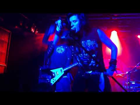Neonfly - Spitting Blood (Live Aschaffenburg 27.10.2012)