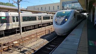 しらさぎ55号敦賀行き 681系W12編成 米原駅発車