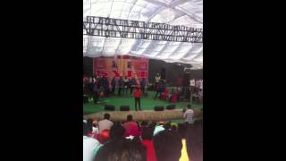 Ranjit bawa in punjabi uni performing jean and jean 2