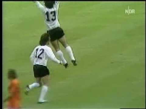 43 – Gerd Muller: West Germany v Netherlands 1974 – 90 World Cup Minutes In 90 Days