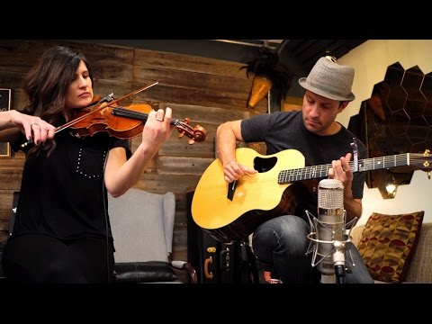 Trace Bundy - Hallelujah (Leonard Cohen) - Fingerstyle Guitar & Violin