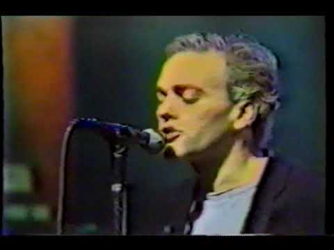 R.E.M. 1985-10-25 - ‘The Tube’, Newcastle, England ('Driver 8' & 'Can’t Get There From Here')