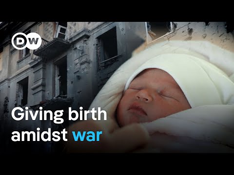 烏東戰火：最後一間產房 | DW 新聞 (War in Donbas: The last maternity ward | DW News)