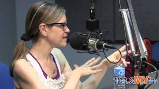 Lisa Loeb Talks About Her New Album "No Fairytale"