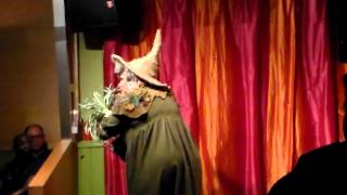 Ginger Minj Drag-On Alley- Professor Sprout
