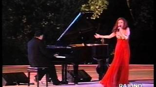 Milva canta Mikroutsikos, live 1995