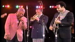 Dizzy Gillespie and George Benson - Blues