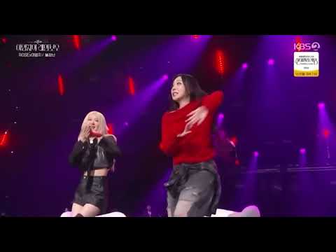 291124 Rosé and Lee Youngji dancing to Blackpink’s “Playing with Fire” on The Seasons