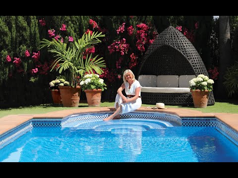 Sue Barker visits El Pueblito de Alfaix, HPB's stunning Andalucian resort