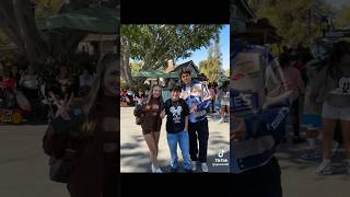 Lexi and Andrew with a fan at Disney!! Credit to gioswrldd TikTok