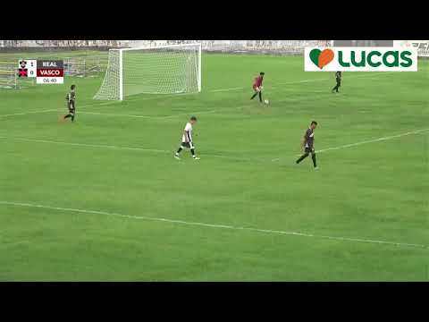 ARTUZINHO FAZ POKER-TRICK E REAL GOLEIA VASCO DE GOIÁS POR 9 A 0