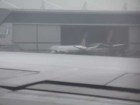 CX747-400 Takeoff HKG-KIX