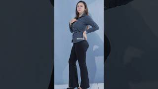 Download lagu Cewek simpel tapi nggak bisa nggak kece ✌🏼❤️😁 low effort but juga impact Outfit #OOTDRealita mp3