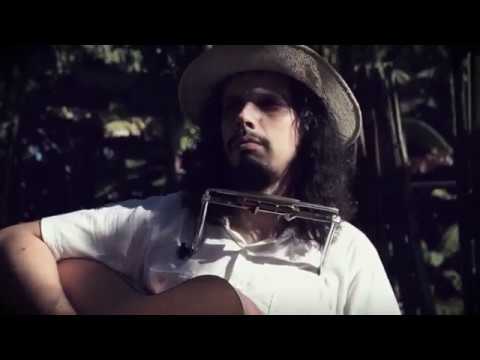 Pride and joy  - Stevie Ray Vaughan (voz, violão e gaita)