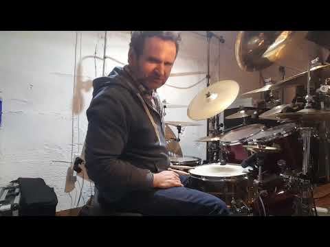 Gavin Harrison paradiddle challenge.