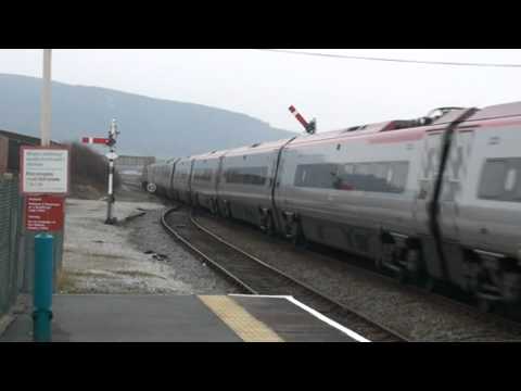 57307 PULLS THE SATURDAY PENDOLINO DRAG THROUGH ABERGELE 11-02-2012