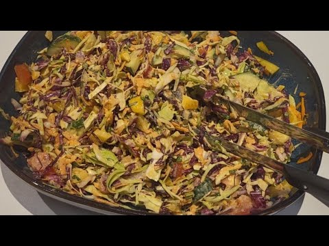 cabbage salads very healthy 😋//Ugandan way#feeling the sweetness 😋
