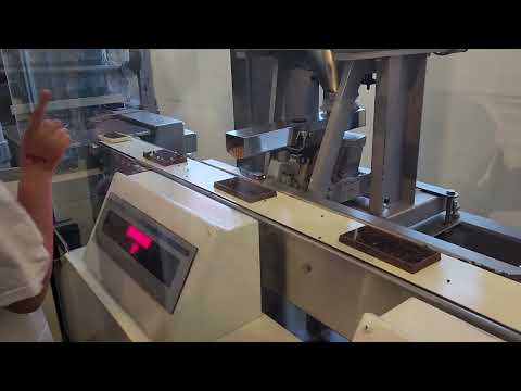 Create  your own Candy Bar at Hershey Chocolate World.