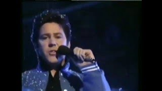 Shakin&#39; Stevens - Blue Christmas [Top Of The Pops - 23 - 12 - 82]