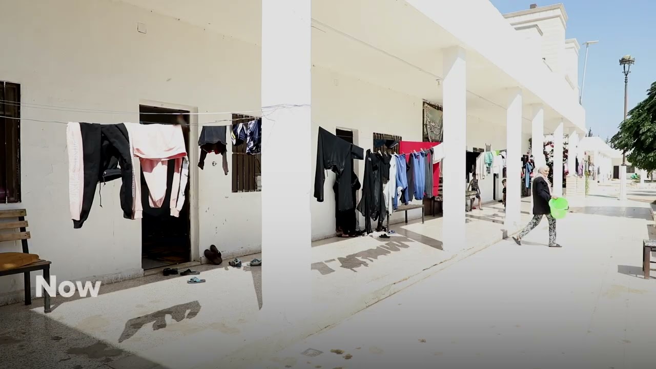 UNHCR- People fled from Lebanon to Syria