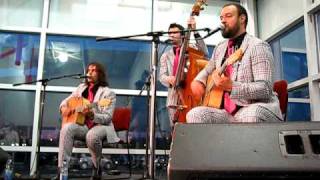 The Lost Fingers-Pump Up the Jam live performance