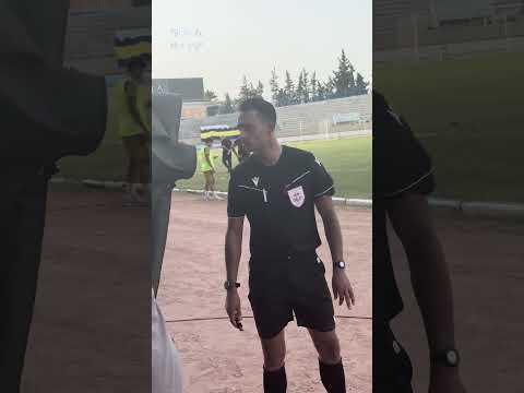أثار الحكم سيف الورتاني جدلًا واسعًا في الدوري التونسي، عقب بعض قراراته خلال مواجهة شبيبة العمران والترجي ضمن الجولة الثانية من المسابقة.. وزادت الانتقادات بعد مطالبة لاعبي الترجي باحتساب ركلة جزاء في الشوط الثاني، وسط جدل أيضًا حول قرارات حكم الفيديو المساعد، في المباراة التي انتهت بخسارة الترجي 3-1.. فهل تعرض الترجي للظلم التحكيمي في هذه المباراة؟ 