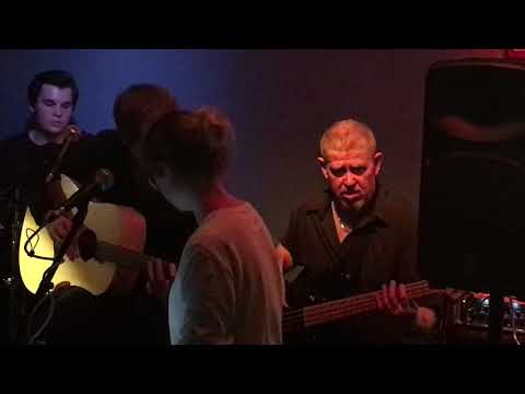 Knock v klubu Píchlá nota