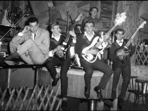 The Hound Dogs  - 1962