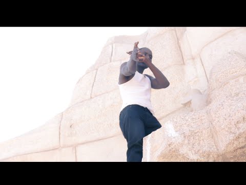 Famous Amos - THE KEY ft. Young Price & Dee-Jay Black (official music video)
