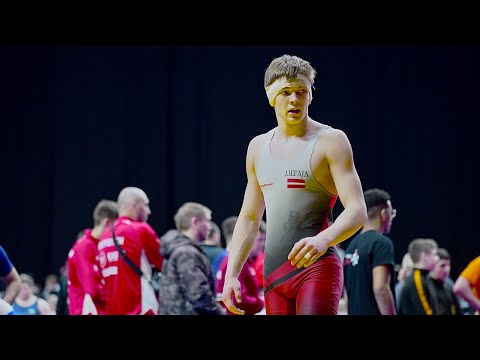 U17 A. Kervis (LAT) vs S. Ububyan (FRA). Greco-Roman 71kg youth wrestling.