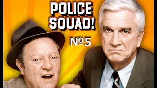 Очень смешной пародийный сериальчик из 6 серий, в главной роли Лесли Нильсен, оригинальное название Police Squad! In Color (1982). Пятая