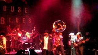 The Roots Grammy Jam Session 2012 &quot;Stomp&quot;