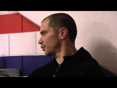 Matt Bradley Jani Säterin pihdeissä