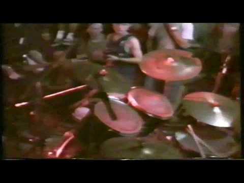 Caliban - destruction  live (Vort n Vis 1998 Ieperfest )