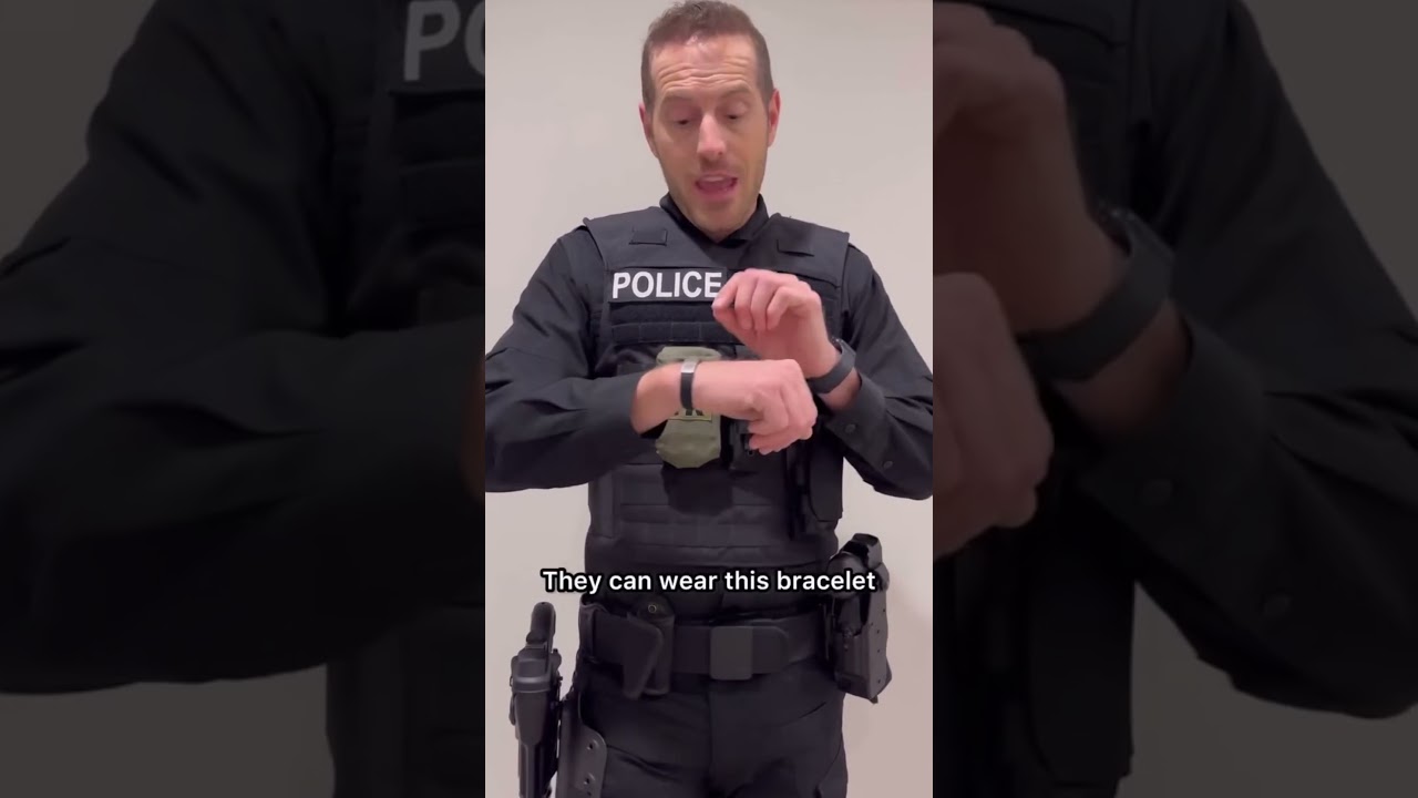 Officer Bryson Lystrup communicates the importance of MedicAlert