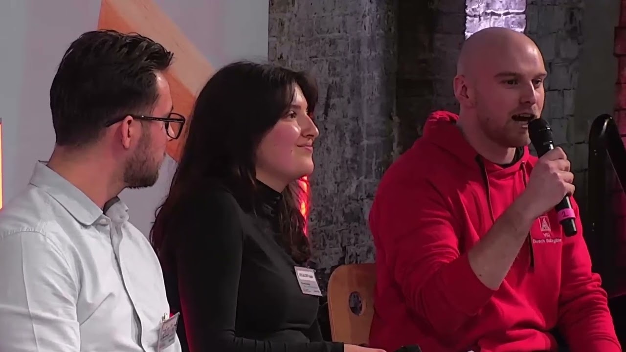#RLK25: Jugendpodium gegen Krieg und Sozialabbau