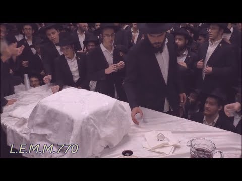 הבדלה במוצאי ראש השנה וחלוקת כוס של ברכה