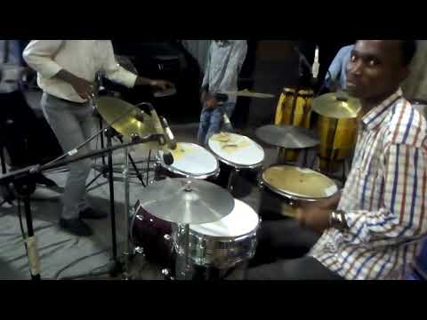 Instant sakade🎧                                                    MANASSE Baende🥁