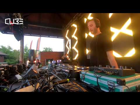 Broken Robot - Cube At Castle - 24/07/2021 CZ