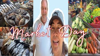 RETIREES SIMPLE LIVING #2 - FRESH SEAFOOD AND VEGETABLES IN SAN NICHOLAS MARKET , ANGELES PAMPANGA.