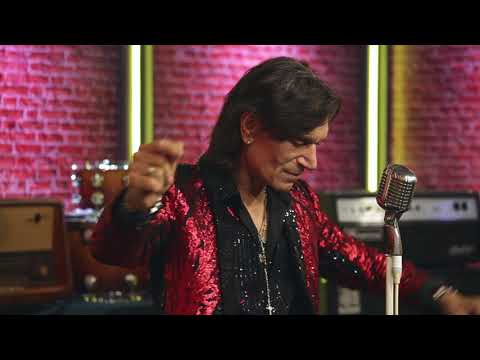 JASMIN STAVROS - ŽENO