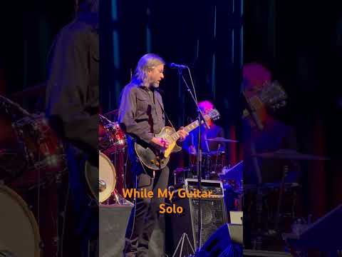 While My Guitar Gently Weeps solo - Classic Albums Live thumbnail