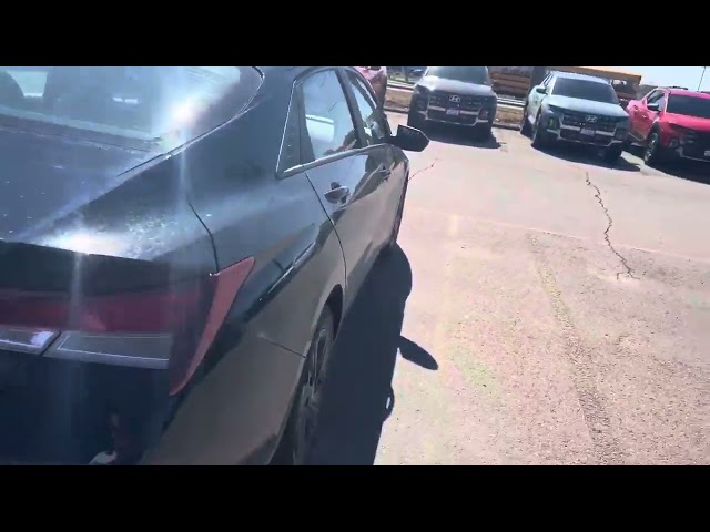 2023 Hyundai Elantra Preferred Heated Seats | Low Km | Blueto... in Cars & Trucks in London