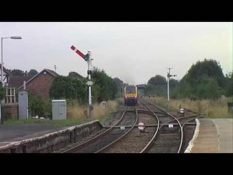 175115 on 1D81, 17:41, Manchester Piccadilly - Holyhead