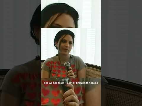 Amy Lee's song so hard They CAN'T PLAY it Live Evanescence